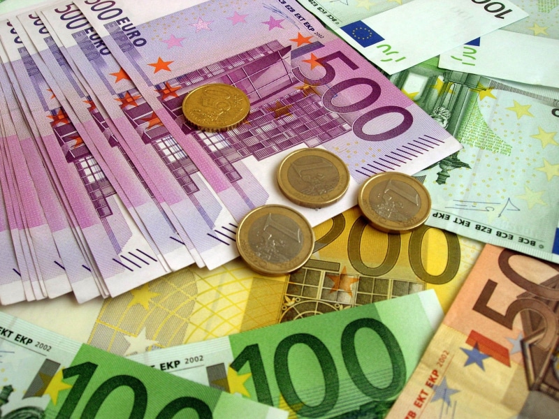 savings, backgrounds, finance and economy, finance, paying, table, close-up, no people, euro Symbol, coin, indoors, coins, europe, banking, 1080P, paper Currency