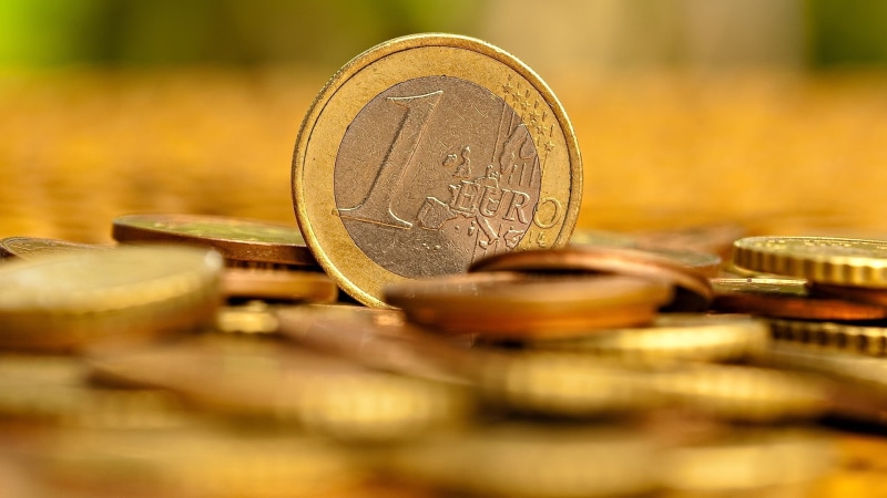 making money, wealth, investment, 1080P, banking, business, gold colored, coins, currency, gold, commemorative, euros, coin, exchange rate, metal, euro