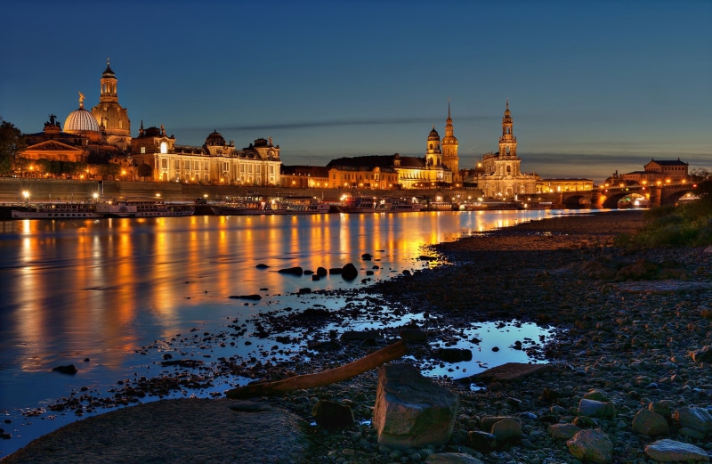 1080P, houses, Buildings, Deutschland, lights, Night, city, Dresden, river Elbe, bridge, stones, beach, germany, boats