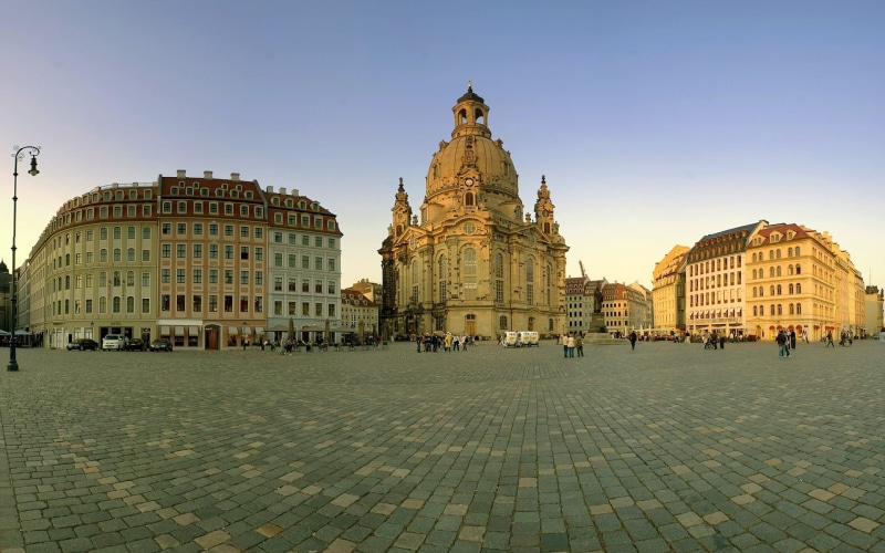 clear sky, nature, building, architecture, outdoors, tourism, urban, built structure, history, place of worship, religion, Dresden, paving stone, Frauenkirche
