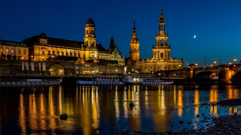 cathedral, dusk, dresden cathedral, spire, landmark, 4K, waterfront, building exterior, river, bridge - man made structure, no people, travel, built structure