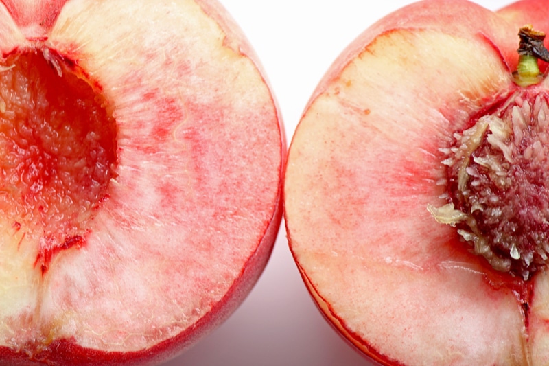 two objects, species, peach, antioxidant, of, still life, wellbeing, also, pink, freshness, ripe, juicy, pulp, 5K, food, slice, indoors, i was, business