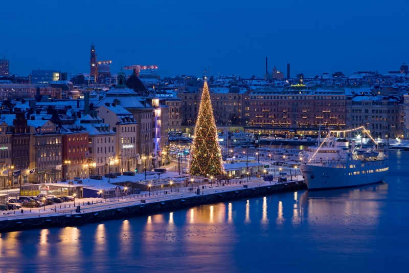 night, Stockholm, ship, river, 4K, Sweden, holiday, garland, fire, new year, tree, .lights, Christmas, the city, pier, home