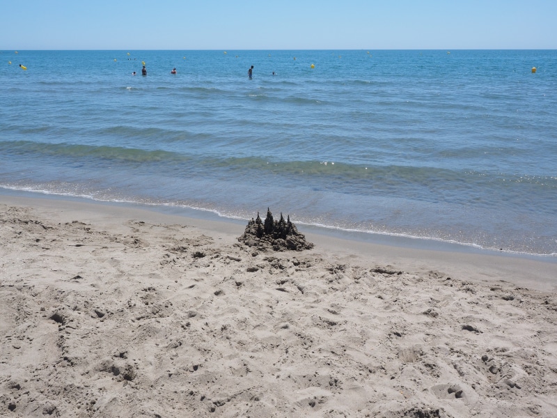 wave, land, idyllic, beach, horizon over water, 4K, turret, recovery, group of people, sandalwood, outdoors, horizon, incidental people, sky, holiday