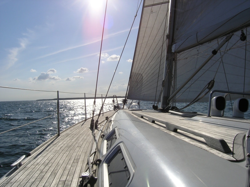 horizon over water, 2K, sailing, sail, lens flare, Sailing Vessel, deck, yacht, luxury, no people, railing, beauty in nature, sun and sea, sailing ship
