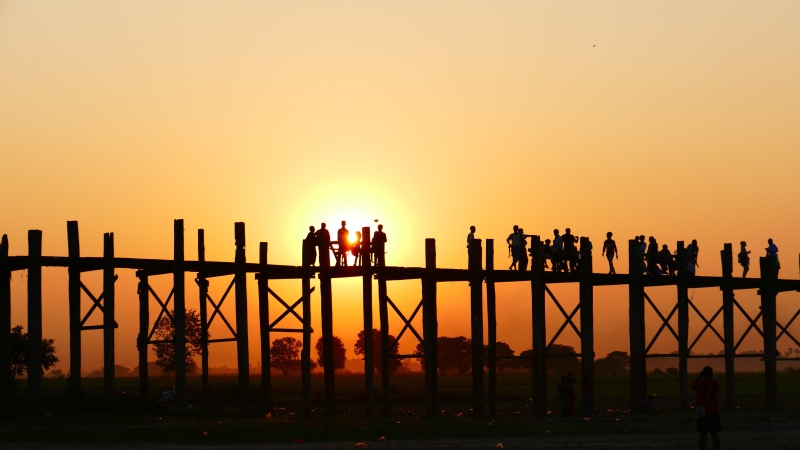 teak bridge, nature, old, 5K, standing, burma, dock, real people, back light, bridge, travel destinations, built structure, group of people, sun, architecture
