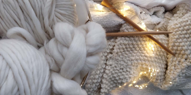 creativity, dodo, weaving, thread, 4K, art and craft, fur, high angle view, wool, bird, knitting, indoors, cocoon, animal, textile industry, nîmes, industry