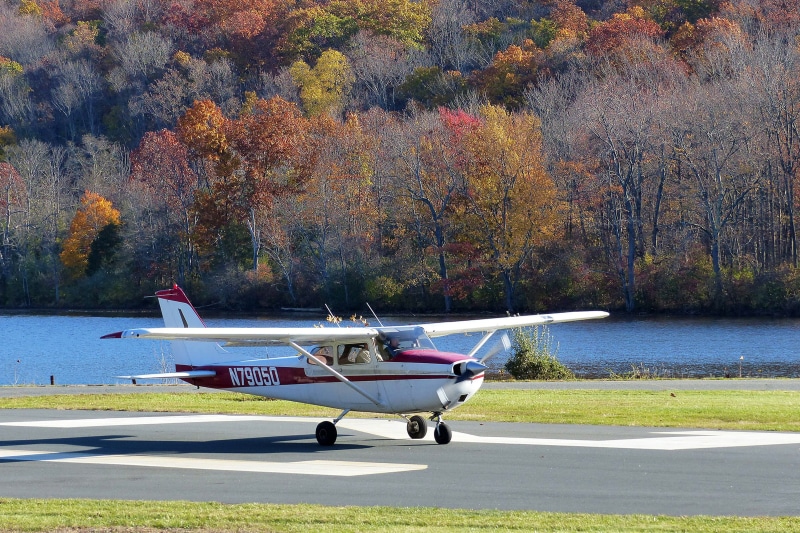 private airplane, air vehicle, aircraft propeller, single, propeller, air planes, flying, tranquility, autumn, plant, cockpit, parked, landing, flight