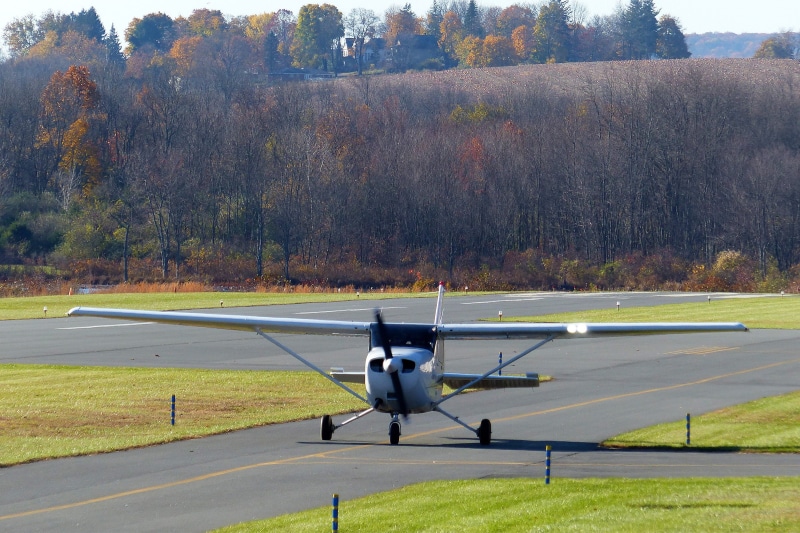 cessna, fly, speed, nature, airplane photos, sunlight, air port, private plane, outdoors, air vehicle, propeller aircraft, private, plane pictures, aerospace industry