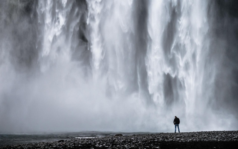scenic, white, desktop, waterfalls, people, splash, wet, landscapes, rivers, backgrounds, ornament, men, drops, human, 1080P, spray, illustration, mood