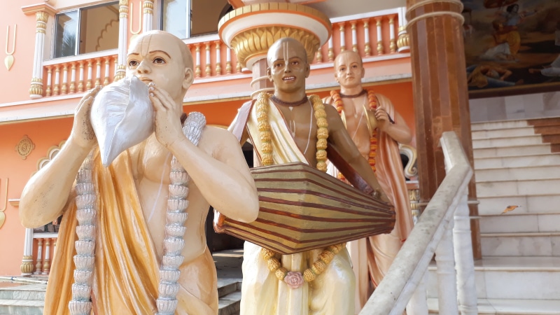 lord krishna, representation, building, built structure, architectural column, statue, india historical, low angle view, traditional, craft, spirituality