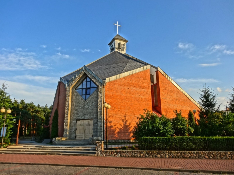 day, religion, exterior, building, 720P, outdoors, spire, modern, sky, biale blota, plant, good shepherd church, spirituality, belief, building exterior