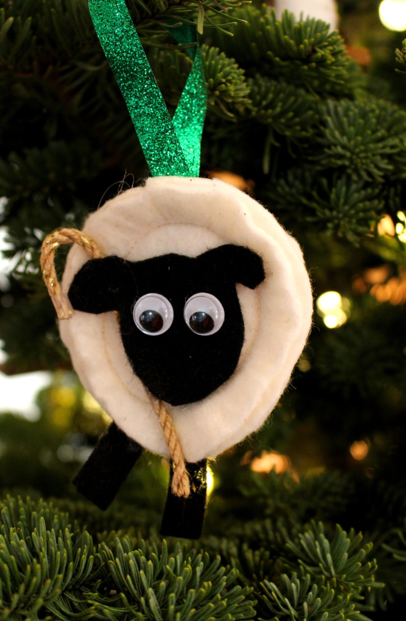 cultures, jesus, 4K, christ, shepherd, Good Shepherd, religious, sheep, christian, Lamb, ornament, representation, creativity, holiday, focus on foreground