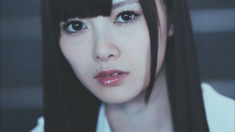 bangs, Asian, young women, front view, human face, beautiful woman, indoors, face, 1080P, human body part, looking at camera, focus on foreground, lifestyles