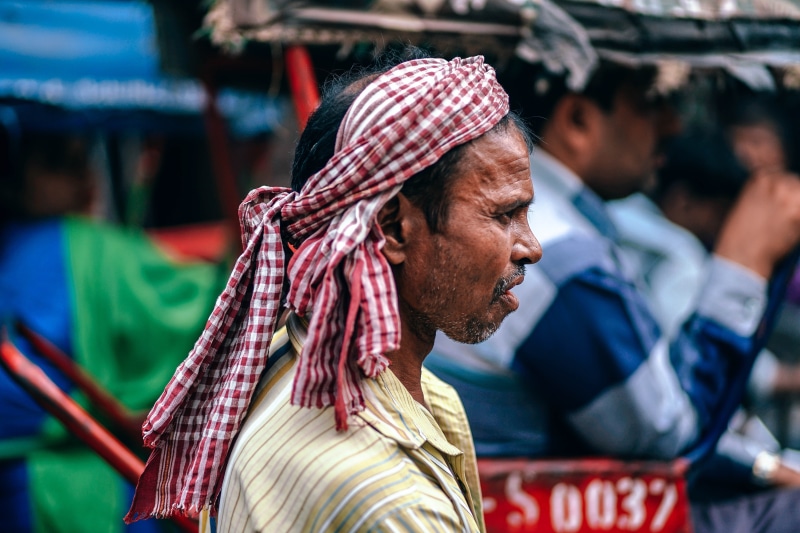 males, incidental people, only women, adult, commercial, calcutta, hindu, architecture, city, green, women, two people, smiling, emotion, mature adult