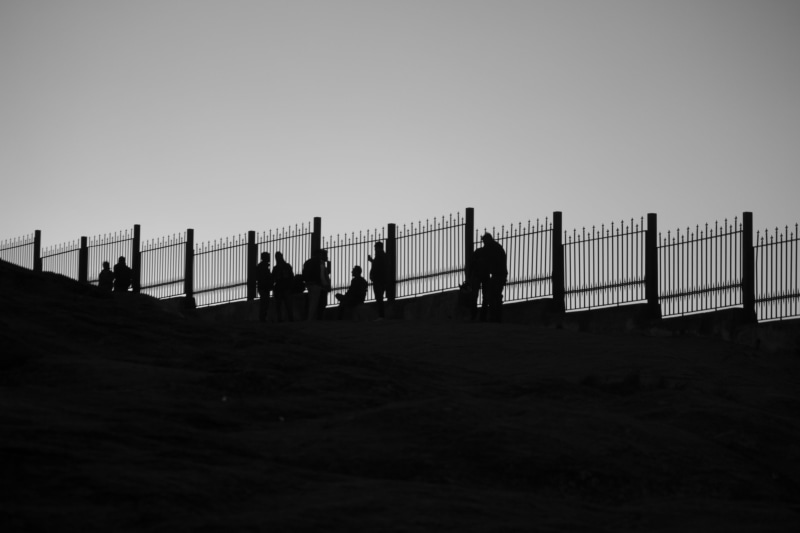 beach, nature, lifestyles, outdoors, sky, clear sky, sunset, silhouette, copy space, india, 5K, large group of people, day, nandi hills, land, sea, group