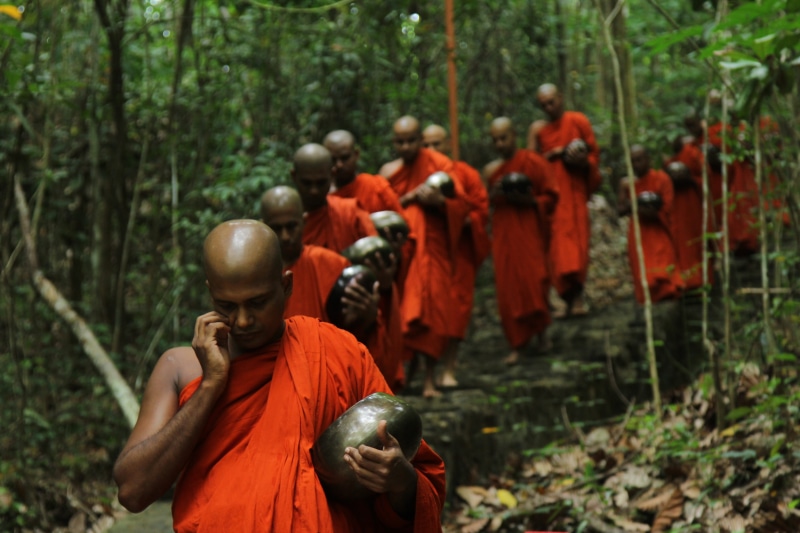 blessing, nirvana, thai, group of people, religion, sri lanka, tradition, religious, people, road, travel, beautiful, buddhist, shraddha, dhamma