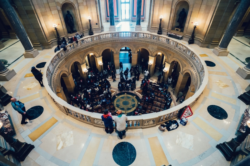 people, high angle shot, building, crowd, the past, columns, ornate, museum, built structure, ceiling, structure, architectural design, interior design