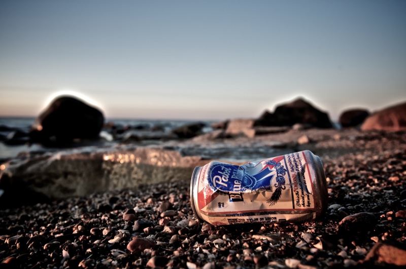 beaches, pollution, cans, pabst, hd, beach, art, ribbon, soda, trash, stones, beers, nature, blue, x, 4K, pebbles