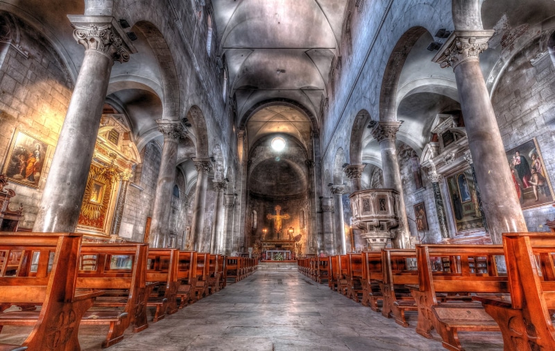columns, Italy, hdr, the Church of San Michele in Foro, Tuscany, architecture, religion, 1080P, Lucca, the nave