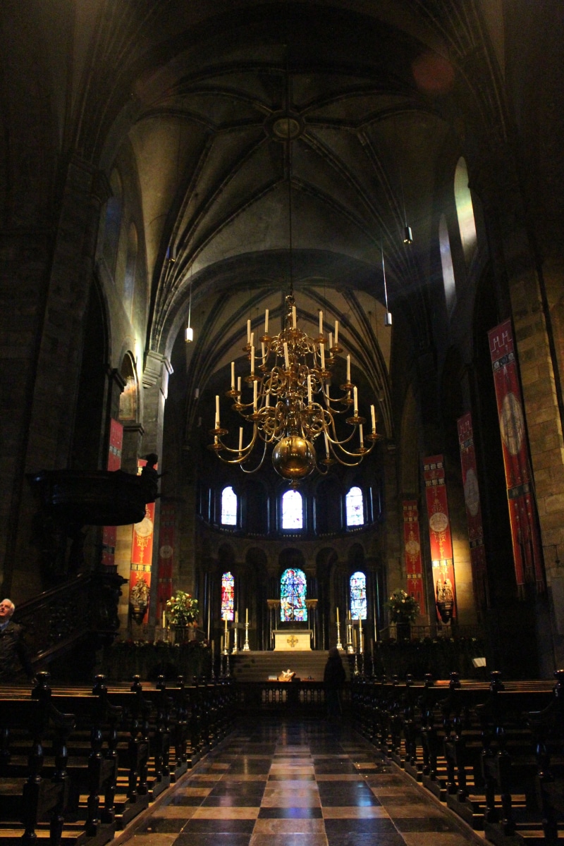 belief, altar, built structure, nave, catholic church, maastricht, building, ceiling, catholic, religion, architecture, aisle, christianity, christian