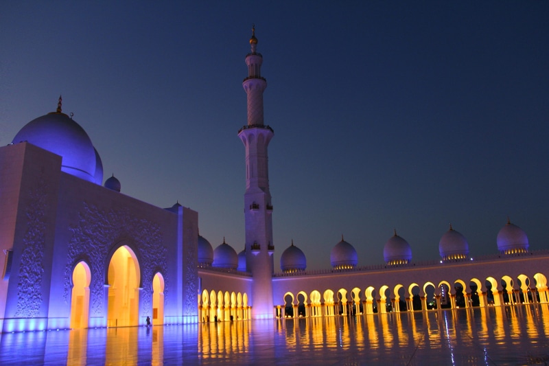 2K, religion, building exterior, belief, sheikh zayed grand mosque, culture, famous, view, illuminated, arch, middle east, clear sky, amazing, attraction
