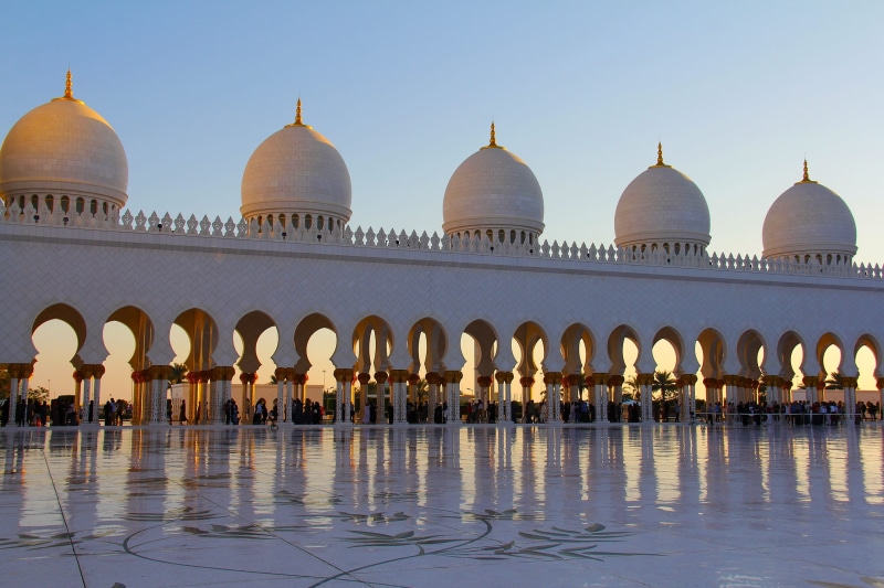 reflecting pool, architectural column, architecture, landmark, courtyard, arabic, no people, building exterior, uae, islamic, tourism, holy, the past, muslim