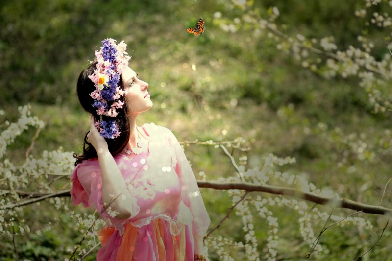 4K, tree, day, hairstyle, girl, portrait, princess, pose, outdoors, women, dress, adult, flower, one person, beautiful woman, headwear, laurel wreath