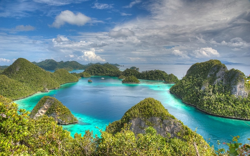 clouds, phones, ampat, hd, sky, white, raja, 1080P, indonesia, islands, green, forest, laptops, socio, mobile, beautiful