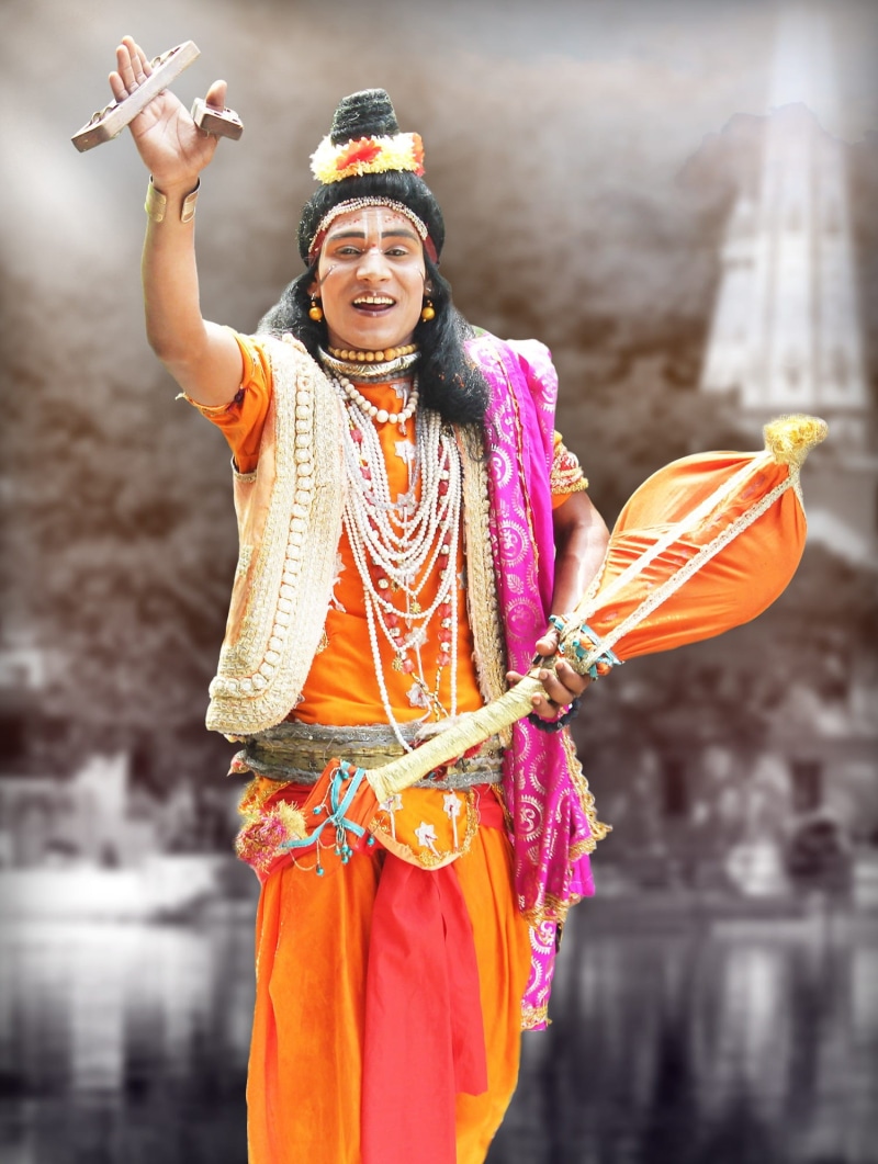 indigenous Culture, dancer, Brahmin, Hinduism, performance, indian Ethnicity, lifestyles, stage Costume, smiling, females, one Person, dancing, three quarter length