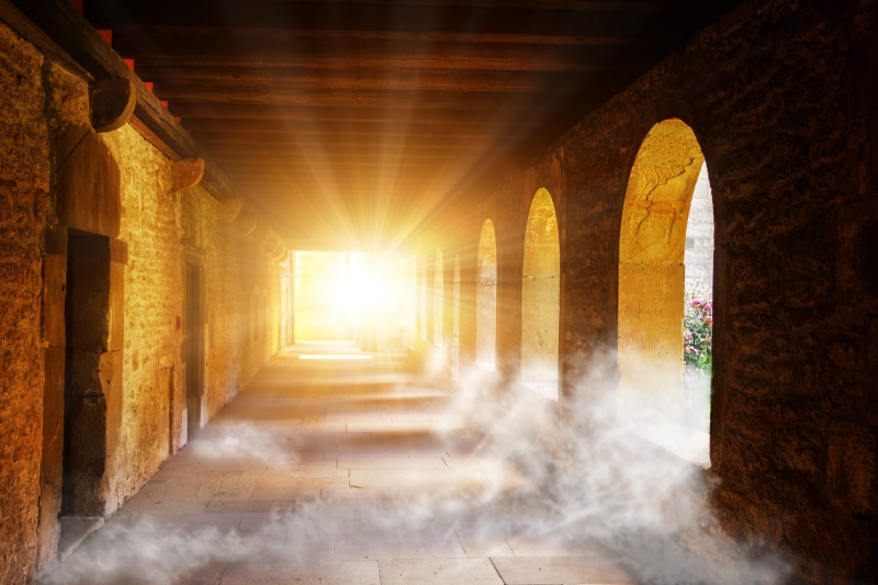 ancient, 5K, illuminated, sunlight, target, indoors, abandoned, architecture, old, away, fortress, sky, shining, light, monastery, opening, sun, window