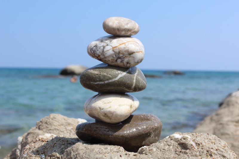 heap, pebbles, beach, stack, sea, tranquil Scene, day, sun, outdoors, summer, focus on foreground, rock, 5K, relaxation, horizon over water, zen-like