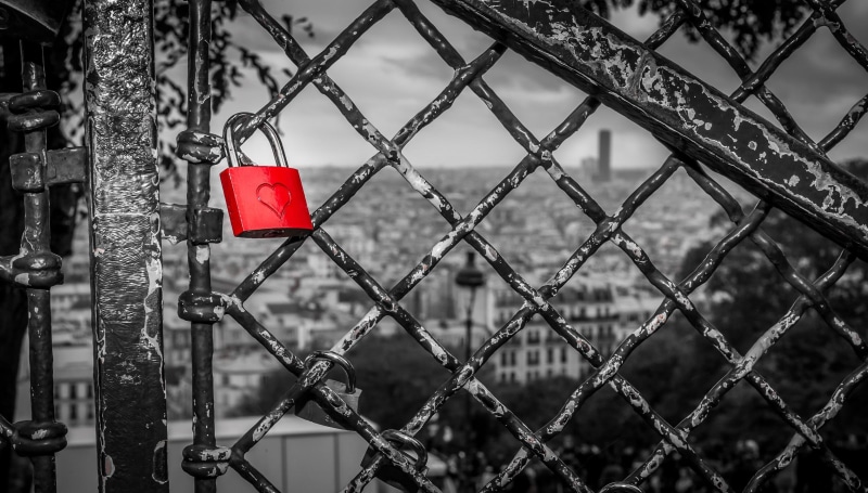safety, metal, Paris, chainlink fence, outdoors, padlock, emotion, love, fence, close-up, barrier, hanging, red, security, lock, positive emotion, no people