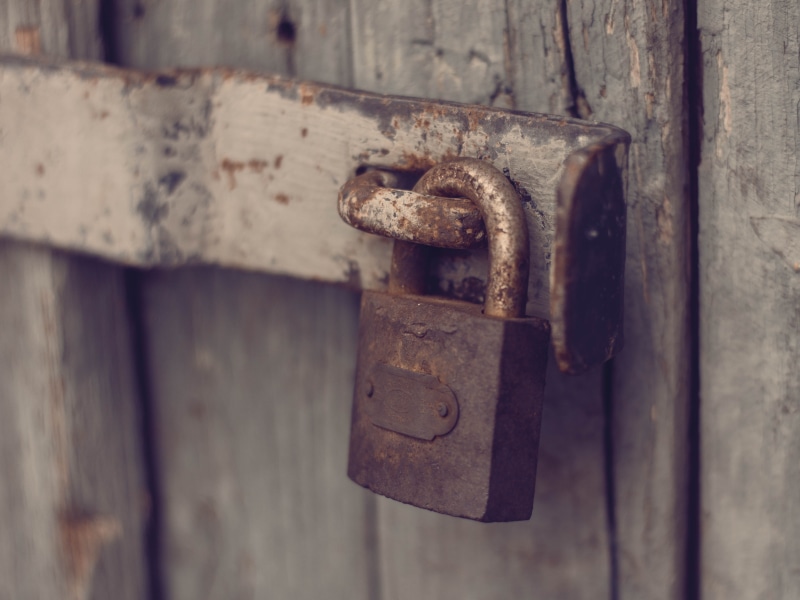 old, rusty, clock, chain, person, latch, wood, security, day, texture, closed, outdoors, padlock, harness, close-up, focus on foreground, lock, brown, door