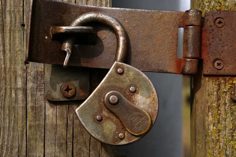 protection, safety, to, capping, deterioration, latch, wood - material, padlock, key, open, u-lock, run-down, castle, decline, door, damaged, 2K, no people