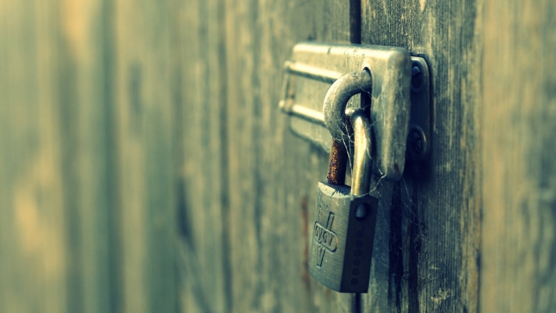outdoors, rusty, old, protection, chain, 2K, closed, privacy, day, symbol, steel, lock, accessibility, latch, security System, keyhole, selective focus
