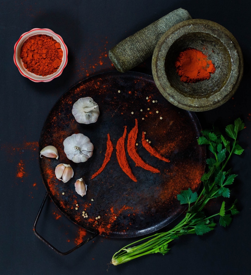 ingredient, red chili, black background, top, indoors, food, paprika, directly above, powder, freshness, still life, cook, plant, steel, heads, meat, round