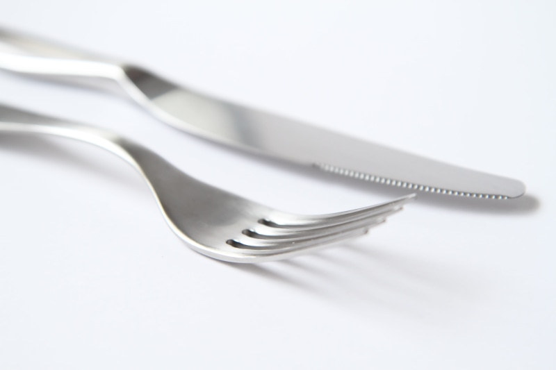 steel, setting, elegance, modern, silver colored, dinner, lunch, kitchen utensil, clean, white background, design, cutlery, knife, eating utensil, table knife