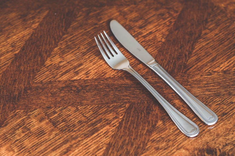 table, brown, table knife, kitchen, kitchen utensil, close-up, metal, knive, cutlery, no people, stainless, high angle view, wood - material, alloy, wood grain