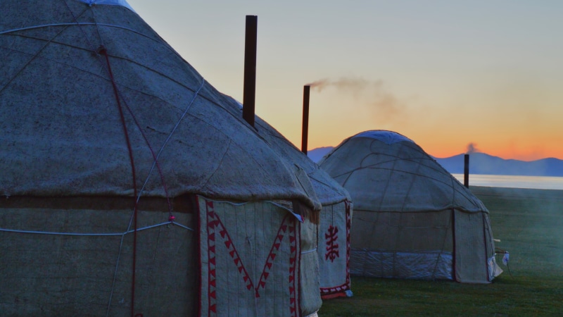 Song Kul, evening, chimneys, Kyrgyzstan, 2K
