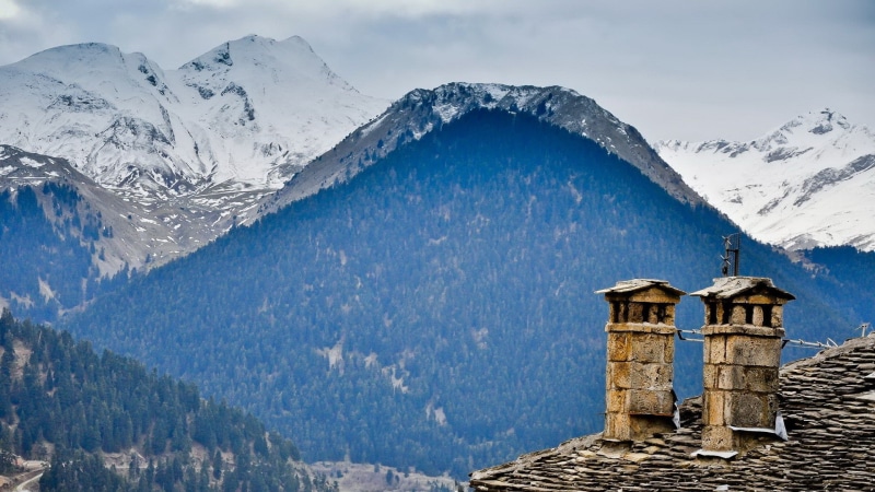 nature, mountain range, day, outdoors, snowcapped mountain, mountains, beauty in nature, tranquil scene, no people, building, hills, built structure, snow