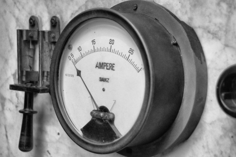 volt, geometric shape, physical pressure, voltage, wall - building feature, old, indoors, watts, pressure gauge, industry, retro styled, gauge, switch