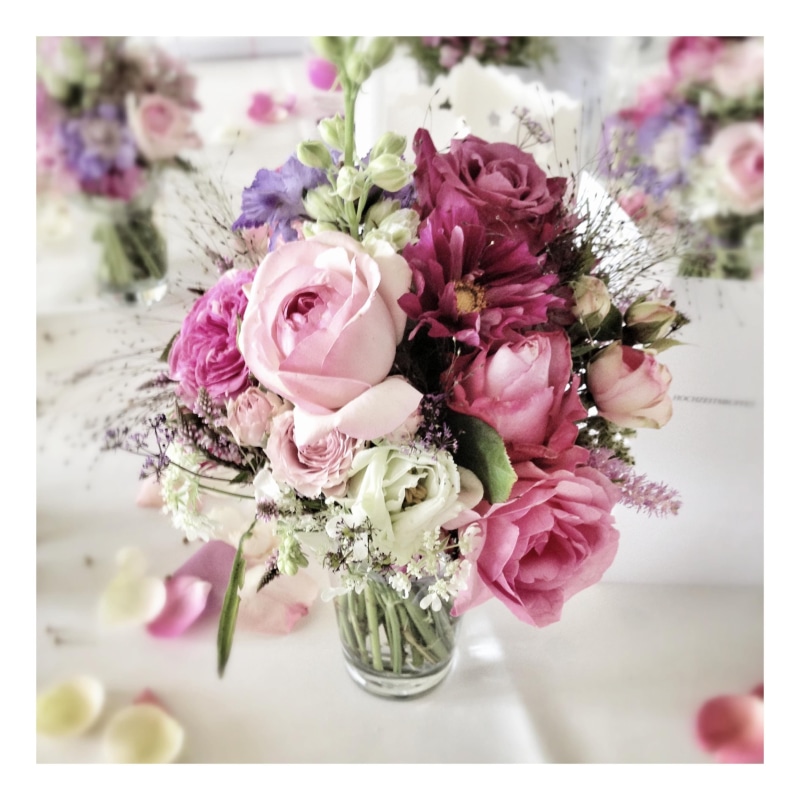 lens, rose - Flower, vase, selective focus, colourful, outdoors, beauty in nature, nature, white, plant, together, flowers, celebration, event, elegance