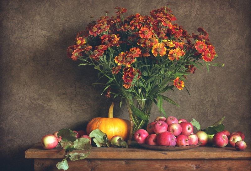 apples, apple - fruit, plant, flowering plant, nature, thanksgiving, season, healthy Eating, indoors, green Color, flower arrangement, flower, freshness