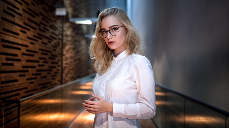1080P, blonde, Icona Pictura, Sofia Juntunen, portrait, 500px, Sergei Kreisberg, women with glasses, women, photography