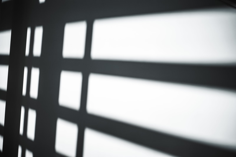 shadow, keyboard, wall - building feature, focus on shadow, built structure, copy space, light, 5K, window, curtain, building, window shade, sunlight