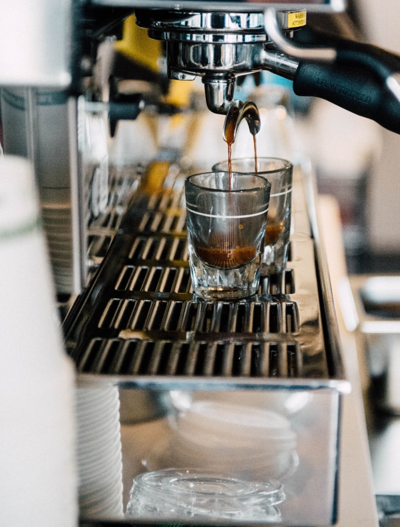 pouring, food and drink, cup, coffee shop, close up, espresso, cafe, 4K, dripping, glass, making, appliance, coffee maker, selective, indoors, coffee machine