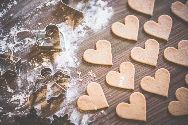 hungry, valentines day - holiday, food, Christmas, table, dessert, preparation, Yummy, winter, christmas time, temptation, preparing food, merry christmas