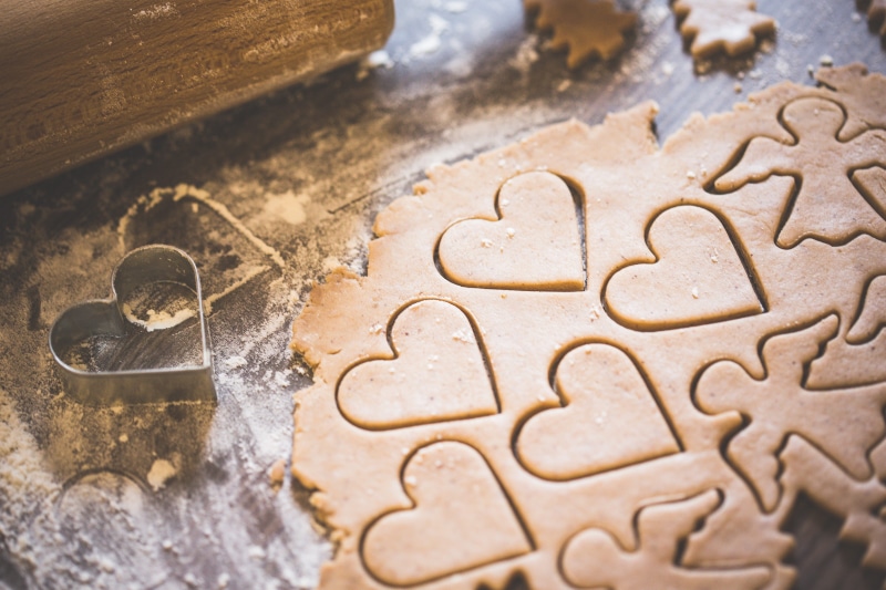 kitchen utensil, love, christmas decoration, Hearts, design, Baking, cooking, preparation, cookie, pastry Cutter, christmas time, 4K, hungry, sweet Food