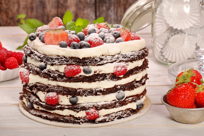 fruitcake, focus on foreground, chocolate, strawberries, baked, food and drink, sweet, dessert, strawberry, cake, temptation, healthy eating, indulgence